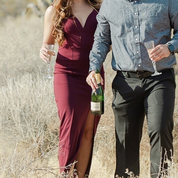 Maroon dress - v neck size 3 - Picture 7 of 7